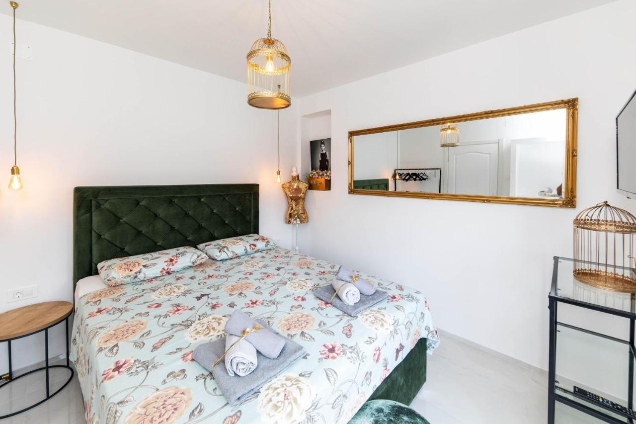 Gloria Luxury Suite Apartment Crikvenica Exterior foto